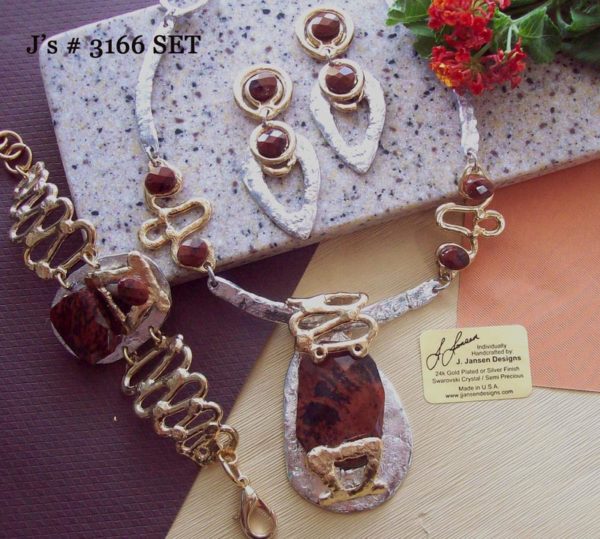 Couture 983 - Necklace