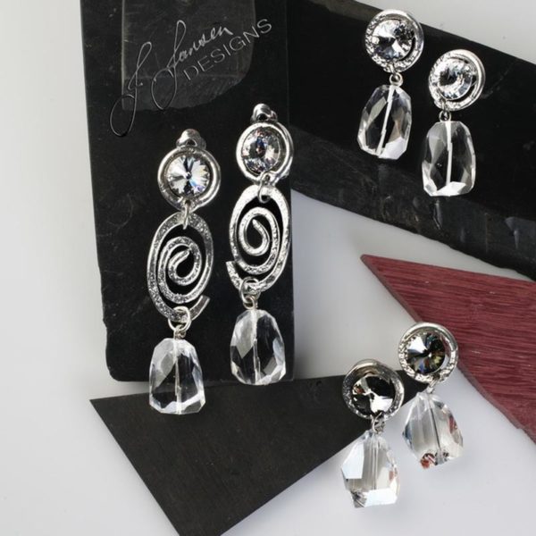 Earrings Bracelets & Rings 100 - Earrings - Left