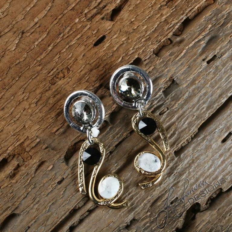 Earrings Bracelets & Rings 272 - Earrings